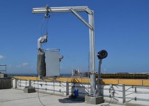 BMU cradle on one davit
